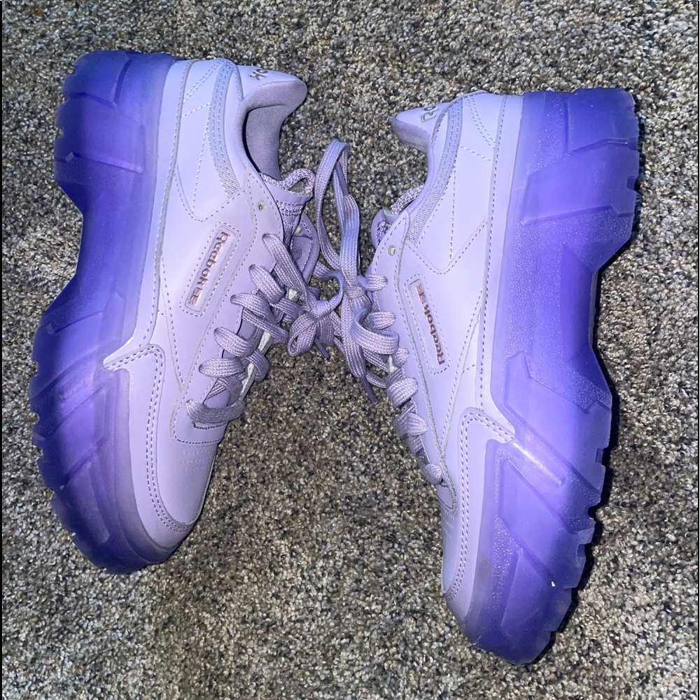 Kid CardiB Reeboks - Picture 3 of 5